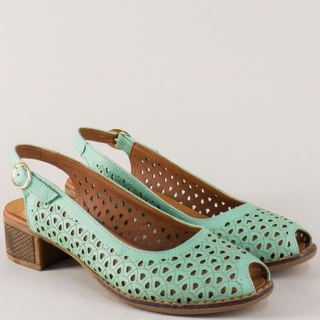 Дамски обувки от естествена кожа с лазерна перфорация